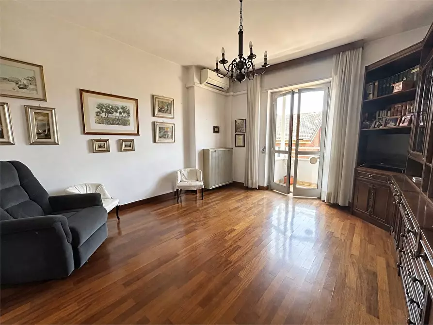 Immagine 1 di Appartamento in vendita  25 a Milano