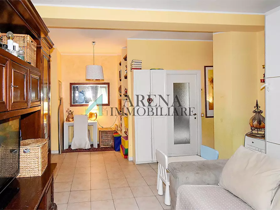Immagine 5 di Appartamento in vendita  7 a Milano