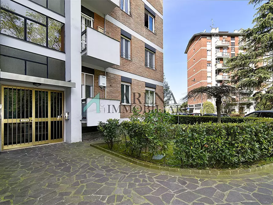 Immagine 2 di Appartamento in vendita  1 a Milano