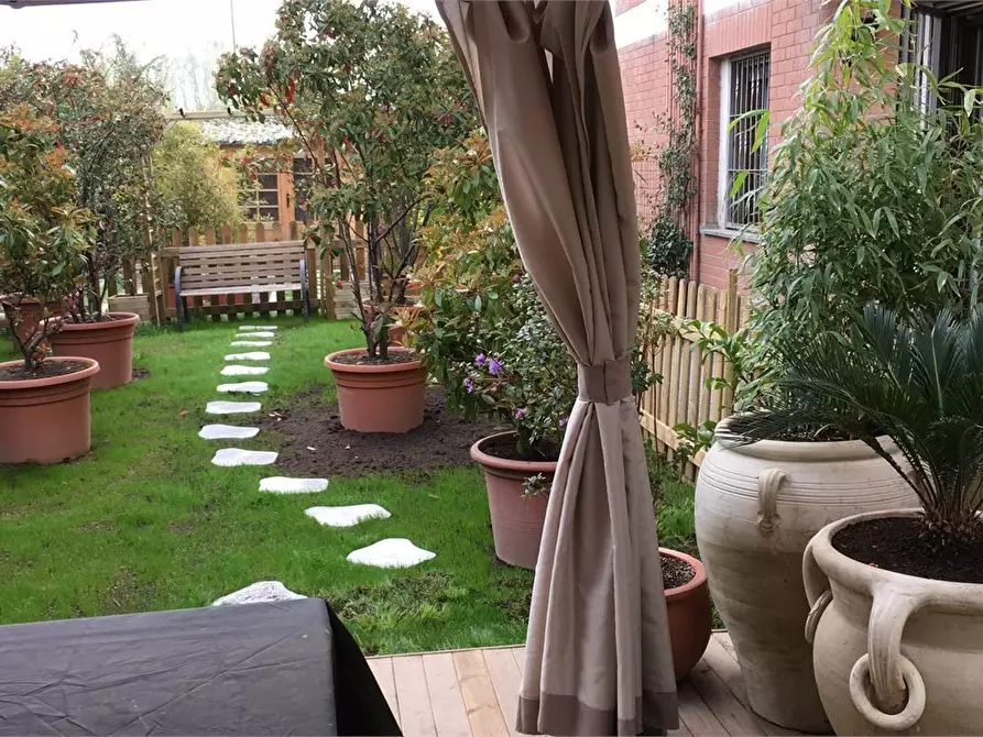 Immagine 2 di Appartamento in vendita  7 a Milano