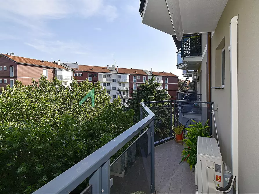 Immagine 7 di Appartamento in vendita  85 a Milano