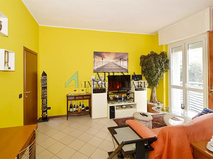 Immagine 2 di Appartamento in vendita  10 a Milano