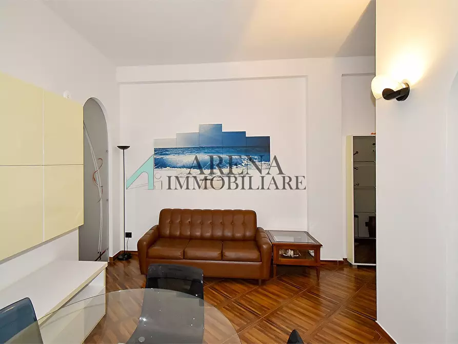 Immagine 3 di Appartamento in vendita  21 a Milano