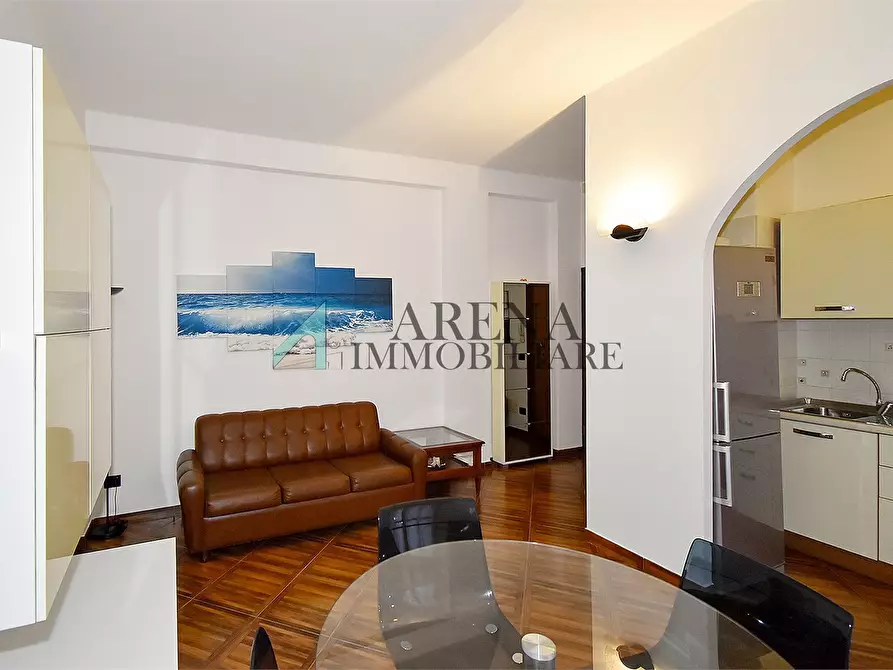 Immagine 4 di Appartamento in vendita  21 a Milano