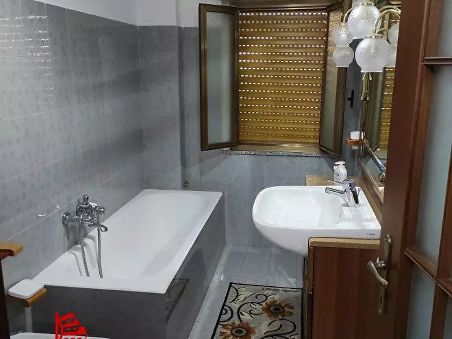 Immagine 5 di Appartamento in vendita  a Sant'alessio Siculo