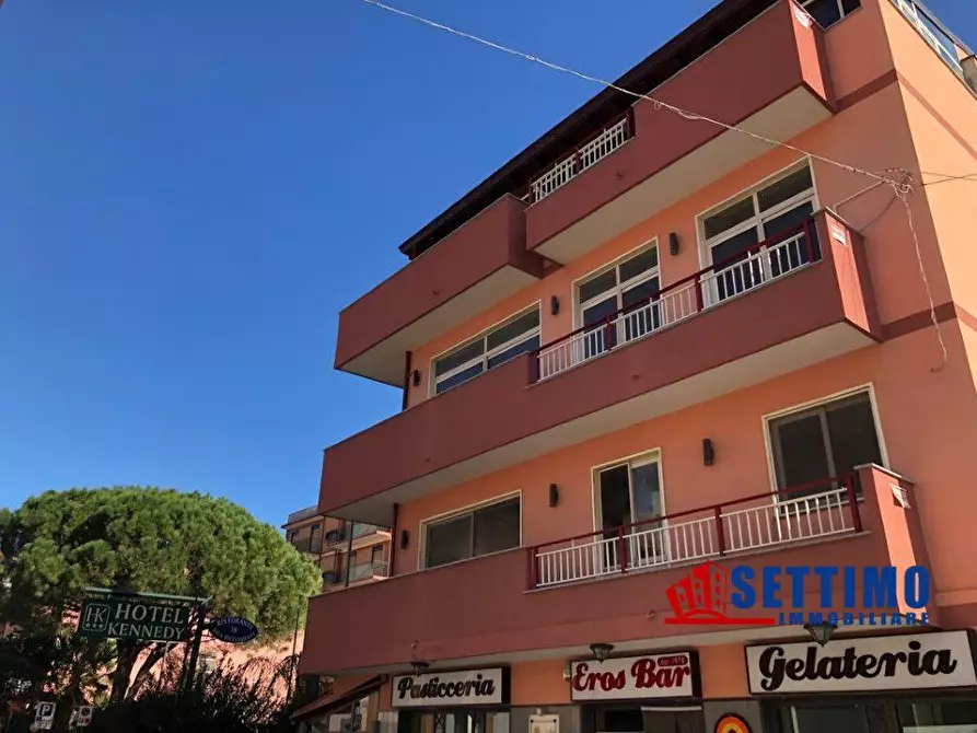Immagine 1 di Casa semindipendente in vendita  89 a Sant'alessio Siculo