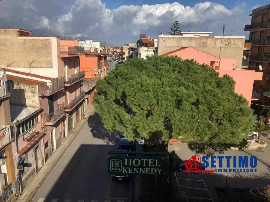 Immagine 8 di Casa semindipendente in vendita  89 a Sant'alessio Siculo