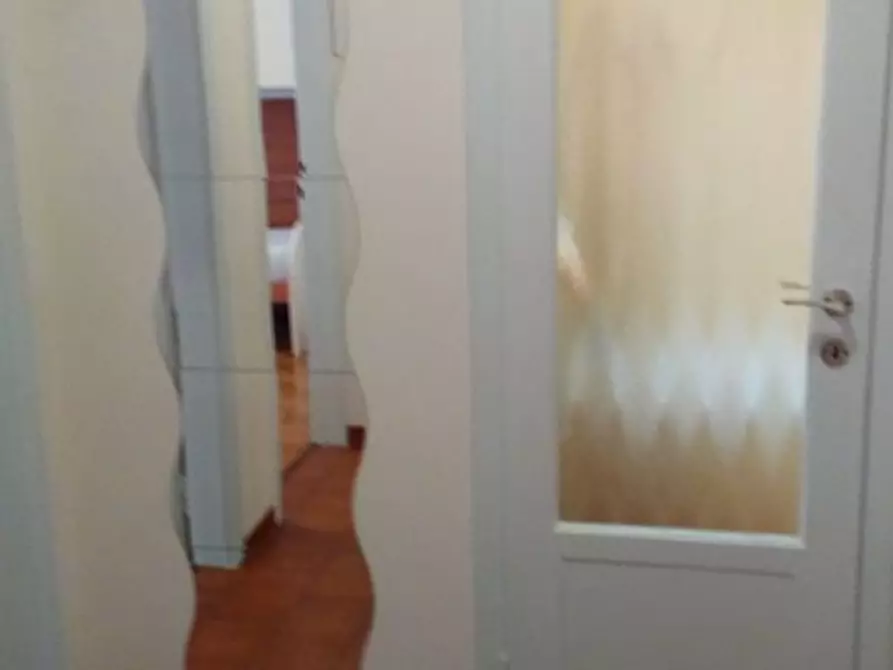 Immagine 3 di Appartamento in affitto  90 a Trieste