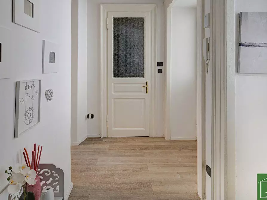 Immagine 5 di Appartamento in vendita  7 a Trieste