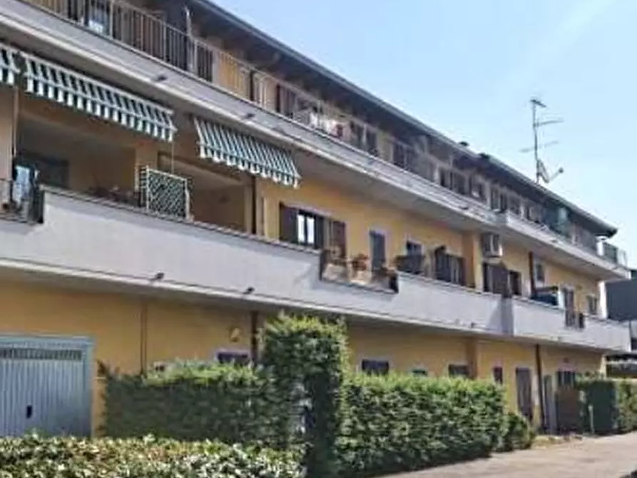 Immagine 1 di Appartamento in vendita  6 a Cesano Maderno