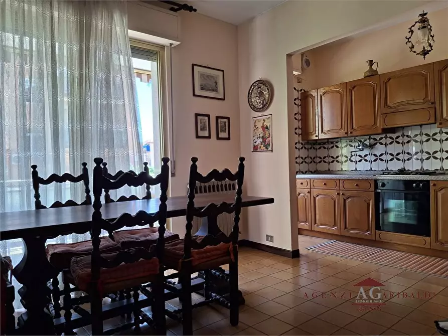 Immagine 2 di Appartamento in vendita  a Bordighera