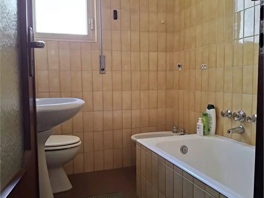Immagine 6 di Appartamento in vendita  a Bordighera