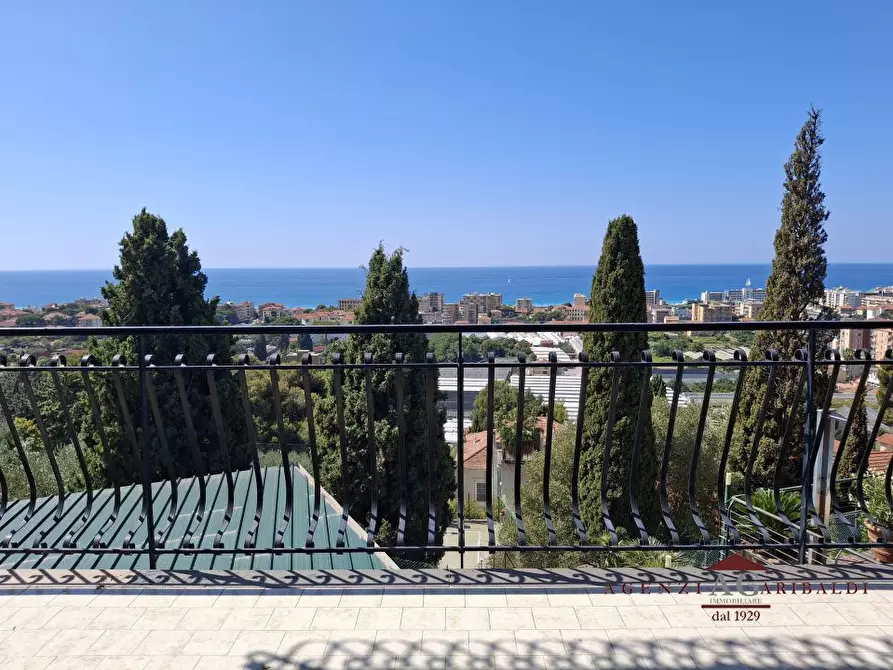 Immagine 8 di Appartamento in vendita  a Bordighera