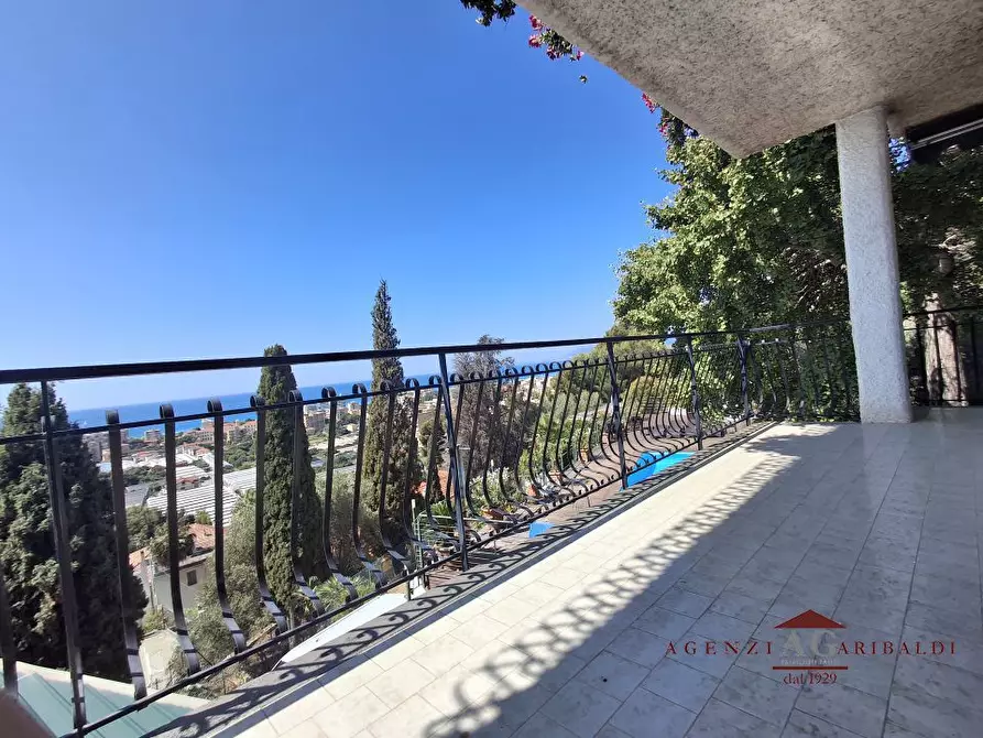 Immagine 7 di Appartamento in vendita  a Bordighera