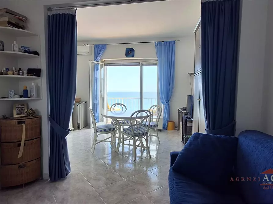 Immagine 4 di Appartamento in vendita  a Vallecrosia