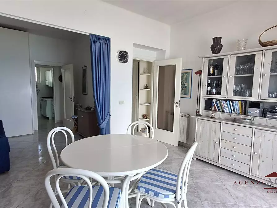 Immagine 9 di Appartamento in vendita  a Vallecrosia
