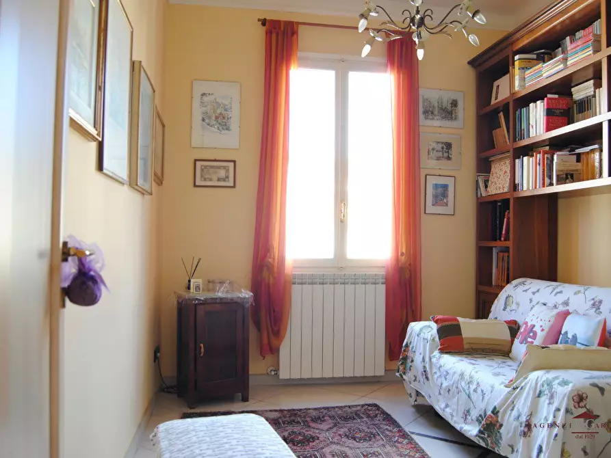 Immagine 6 di Casa indipendente in vendita  a Bordighera