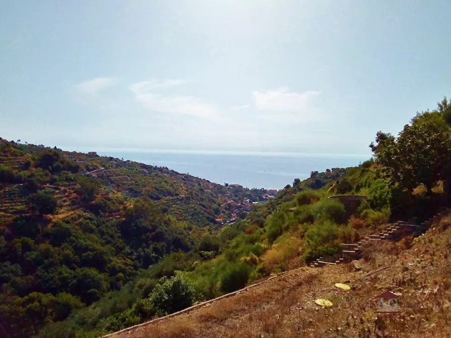 Immagine 1 di Terreno edificabile in vendita  a Bordighera