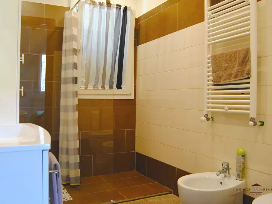 Immagine 10 di Villa in vendita  a Dolceacqua