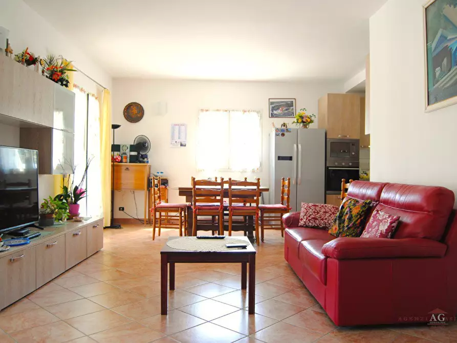 Immagine 4 di Villa in vendita  a Dolceacqua