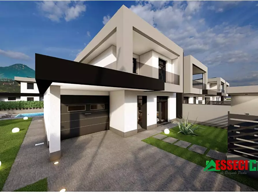 Immagine 1 di Villa in vendita  a Casirate D'adda