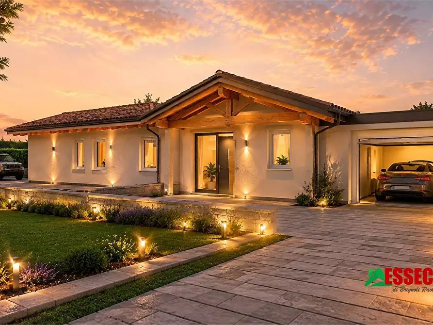 Immagine 1 di Villa in vendita  a Cassano D'adda