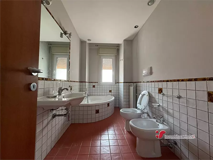 Immagine 8 di Appartamento in vendita  a Palermo