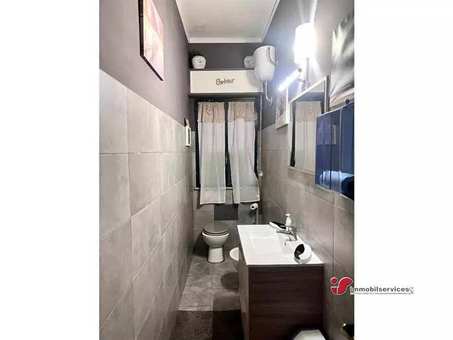 Immagine 10 di Appartamento in vendita  a Palermo