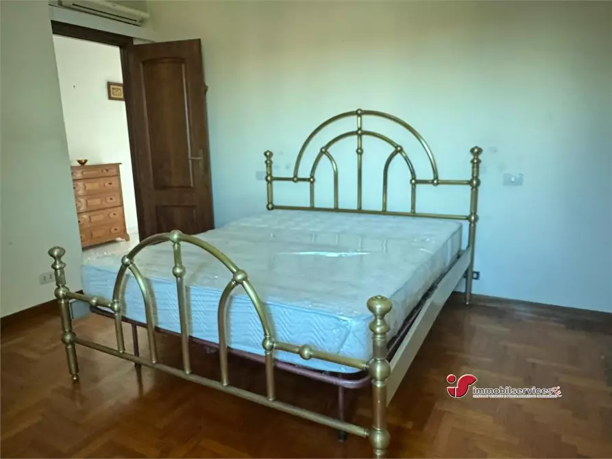 Immagine 8 di Appartamento in vendita  a Roma