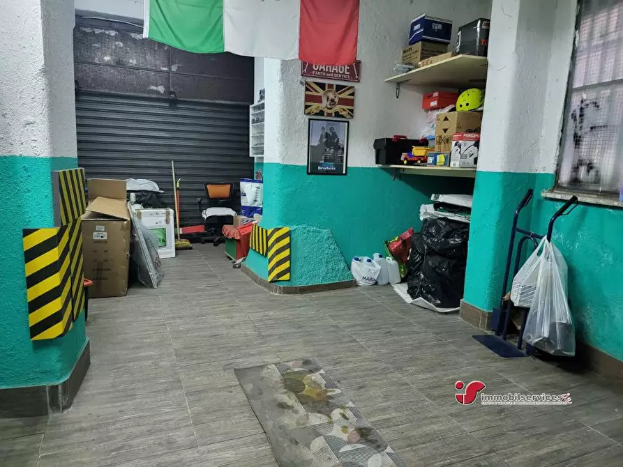 Immagine 4 di Garage in vendita  80 a Palermo
