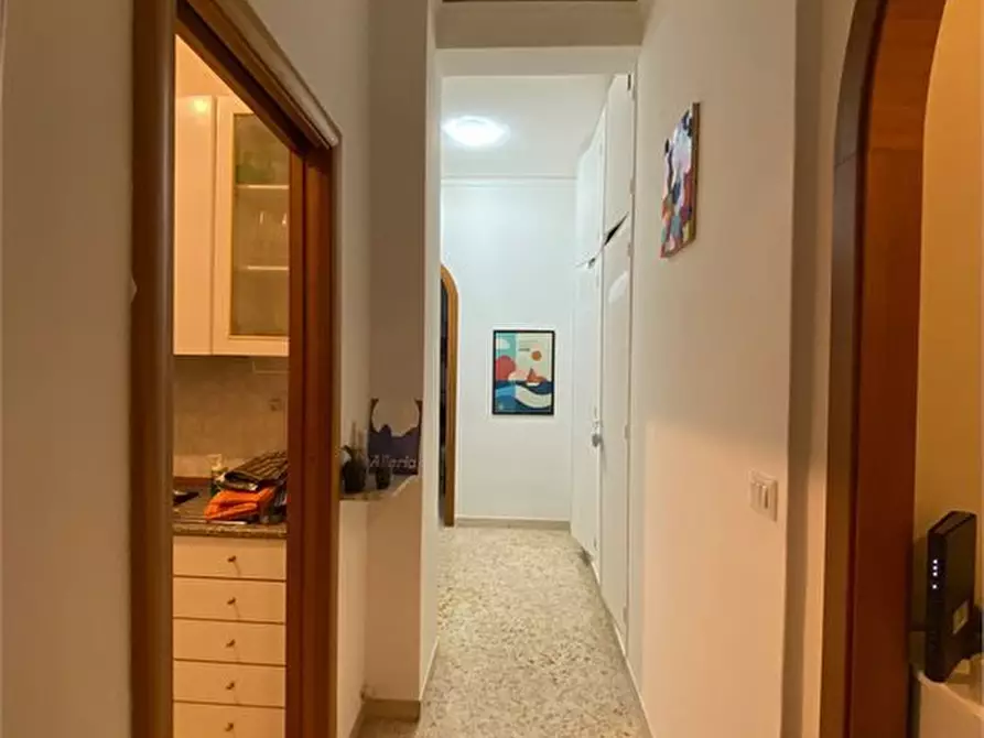 Immagine 10 di Appartamento in affitto  81 a Napoli