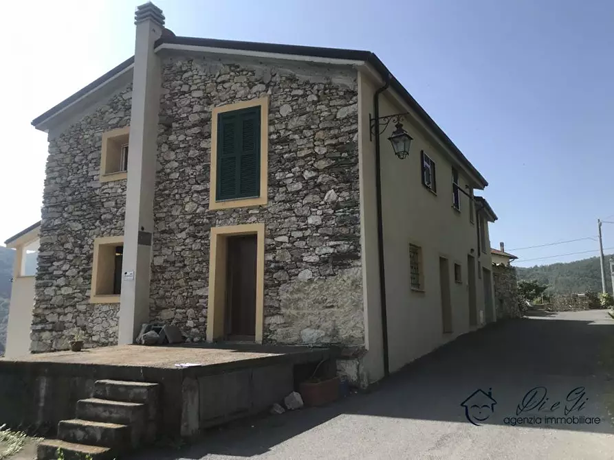 Immagine 1 di Appartamento in vendita  65 a Nasino