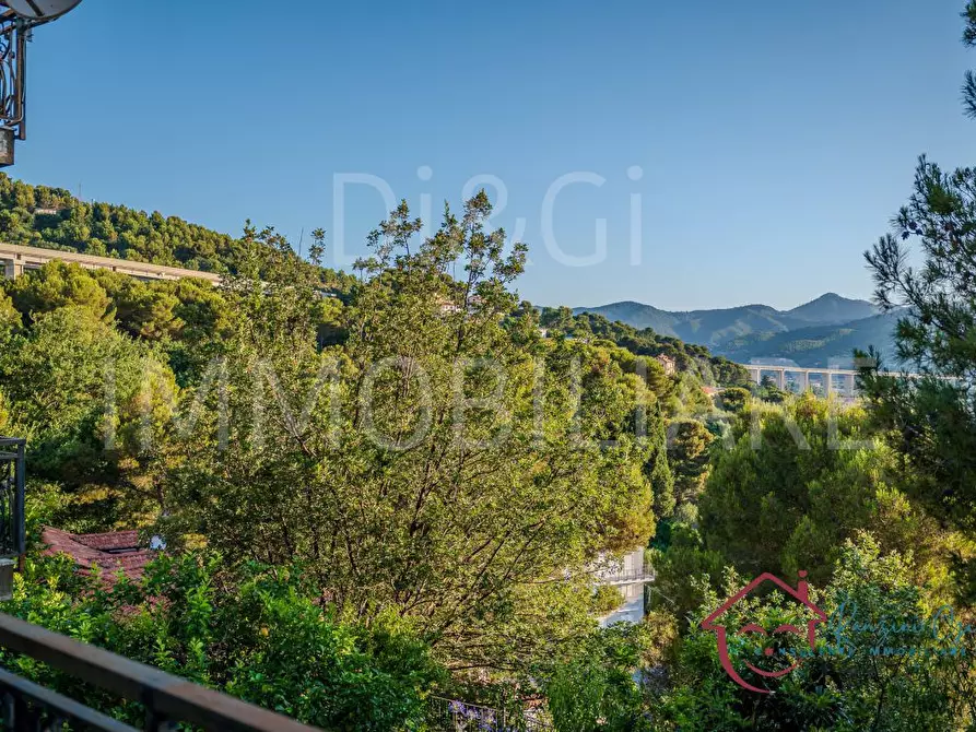 Immagine 7 di Appartamento in vendita  6 a Andora