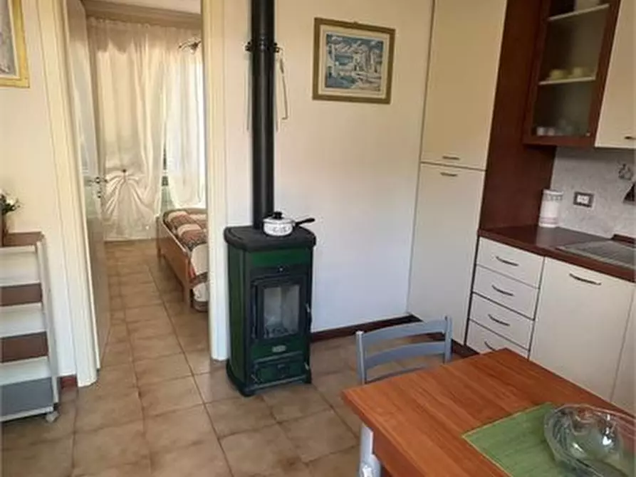 Immagine 7 di Appartamento in vendita  16 a Casanova Lerrone