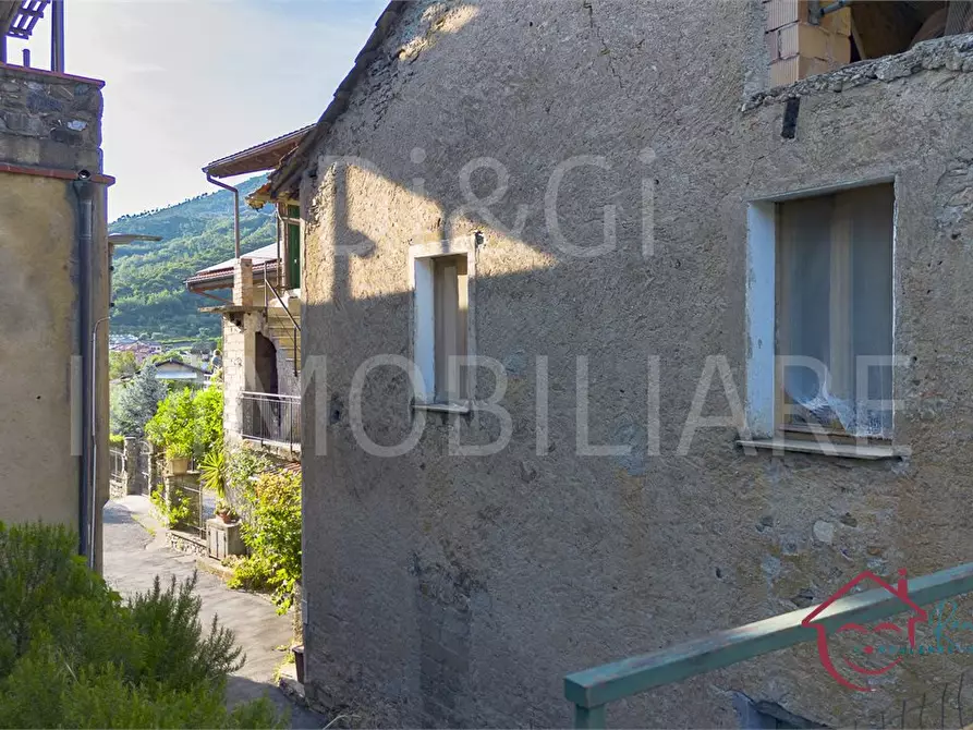 Immagine 7 di Rustico / casale in vendita  15 a Garlenda