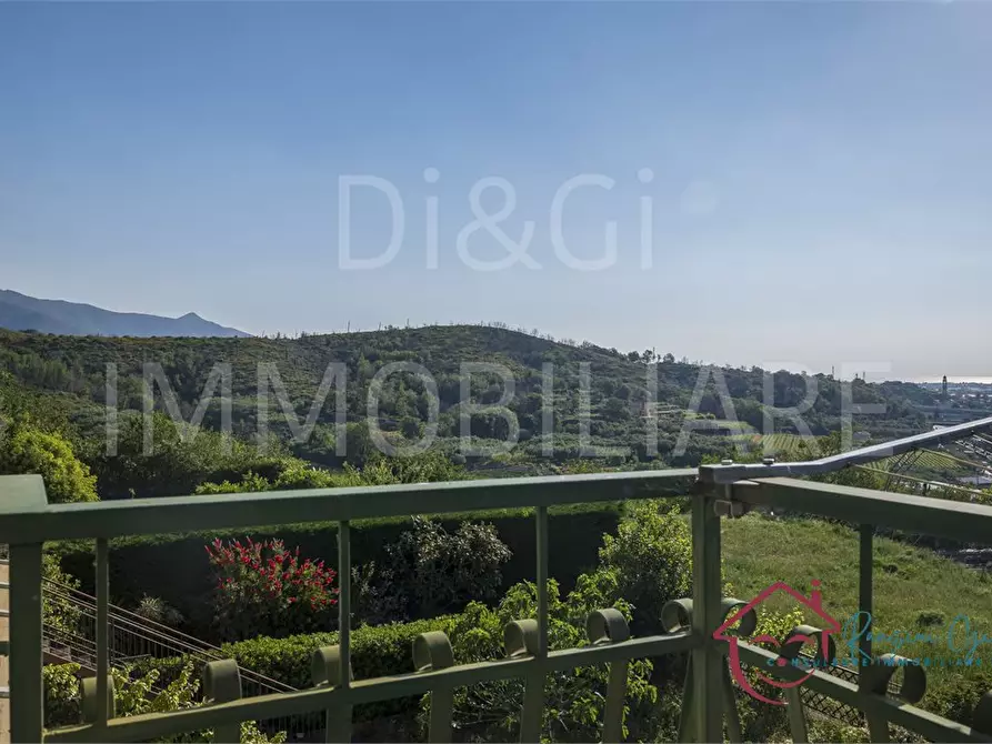 Immagine 2 di Villa in vendita  H2 a Villanova D'albenga