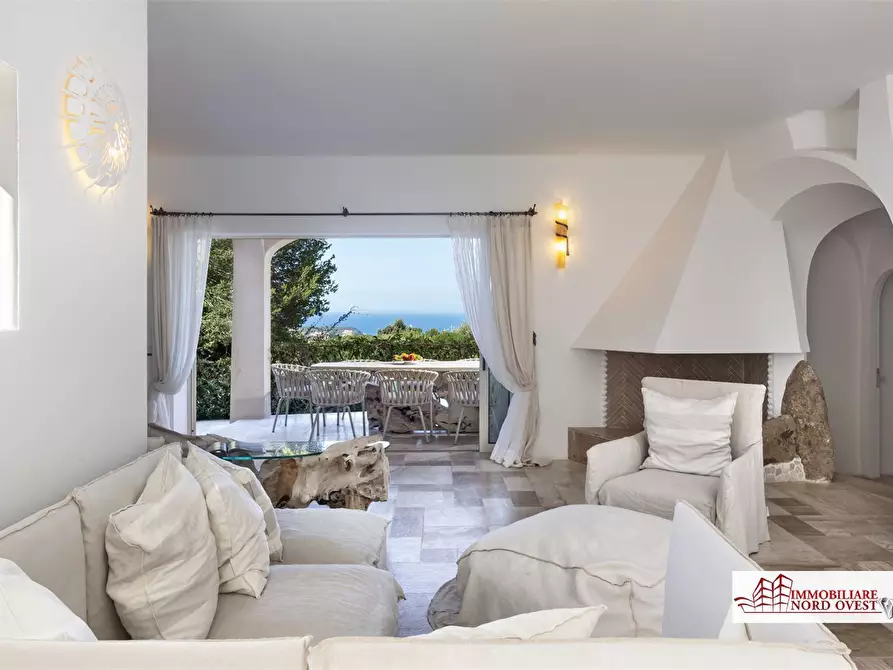 Immagine 2 di Villa in affitto  snc a Arzachena