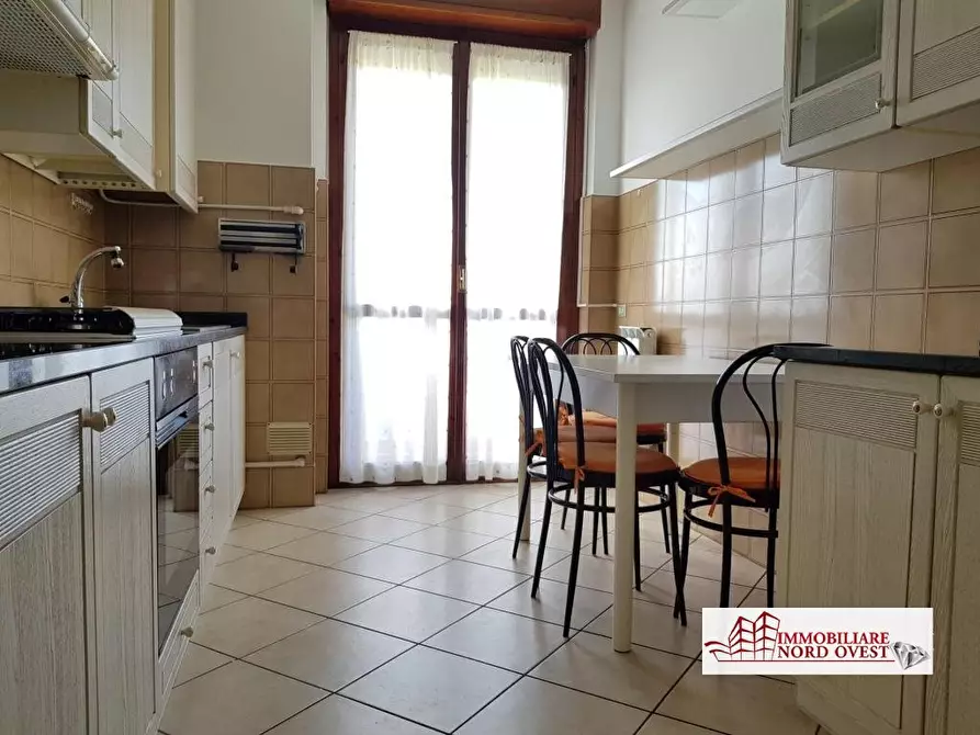 Immagine 2 di Appartamento in affitto  10 a Sedriano