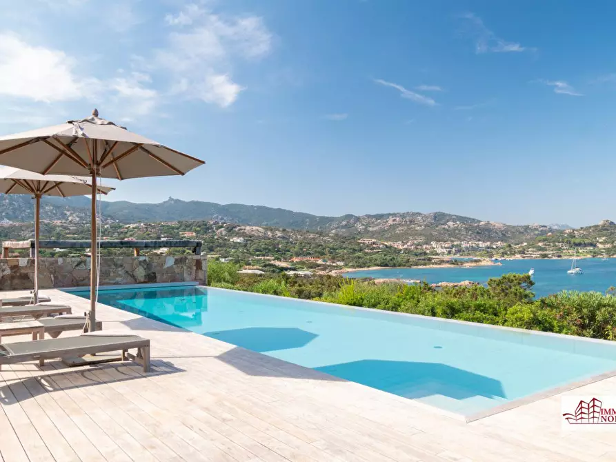 Immagine 10 di Villa in affitto  a Arzachena