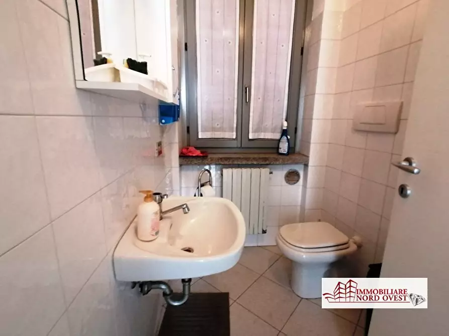 Immagine 6 di Ufficio in affitto  33 a Settimo Milanese