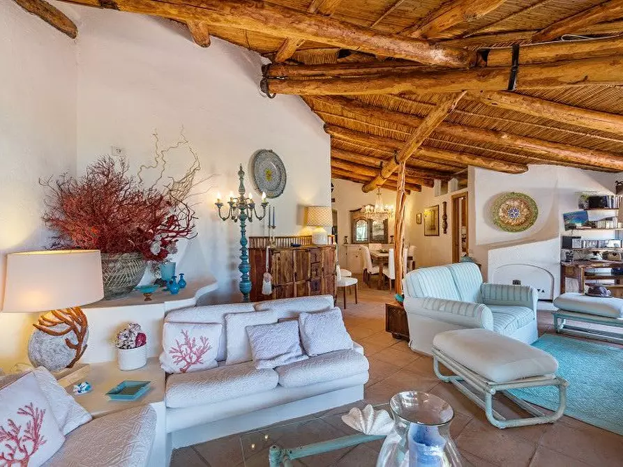 Immagine 5 di Villa in affitto  a Arzachena