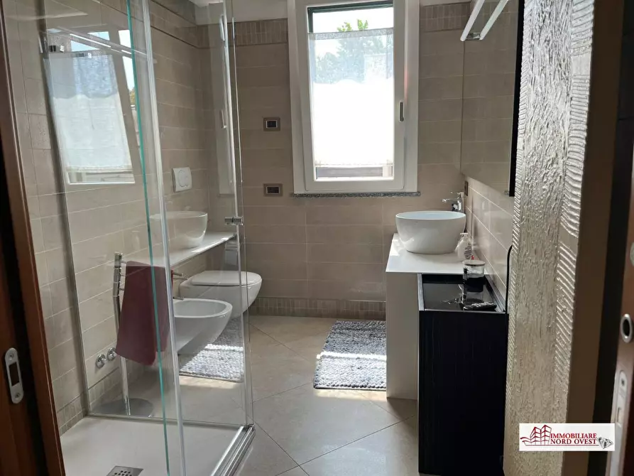 Immagine 9 di Appartamento in vendita  41 a Legnano