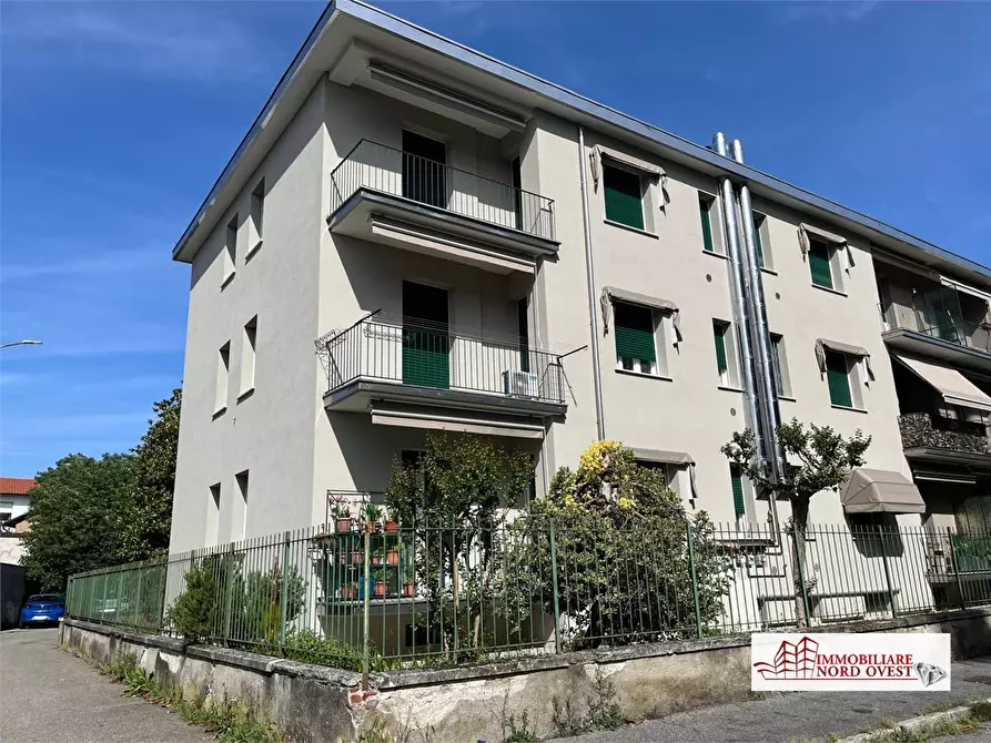 Immagine 2 di Appartamento in vendita  4 a Magenta