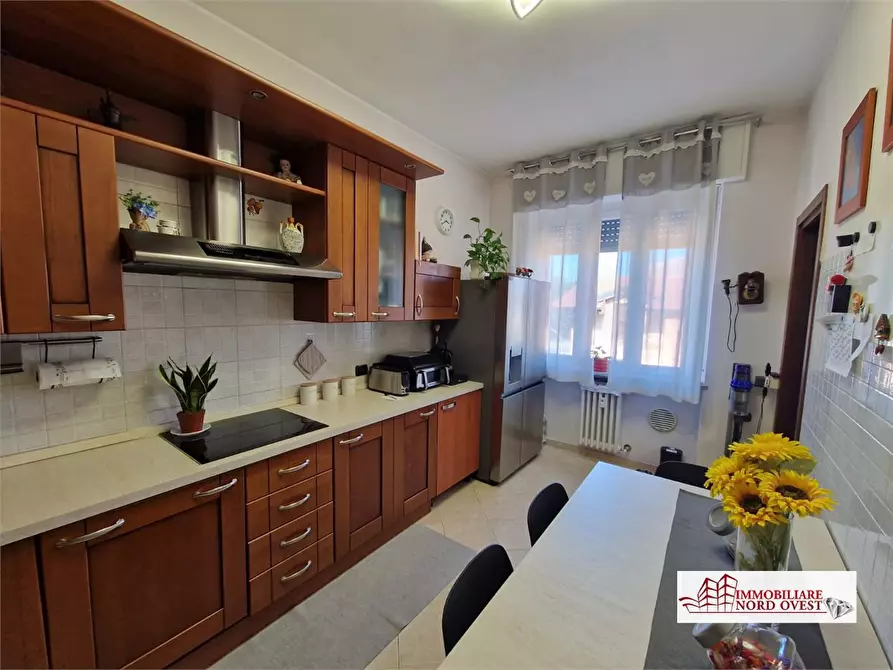 Immagine 6 di Appartamento in vendita  snc a Vanzago