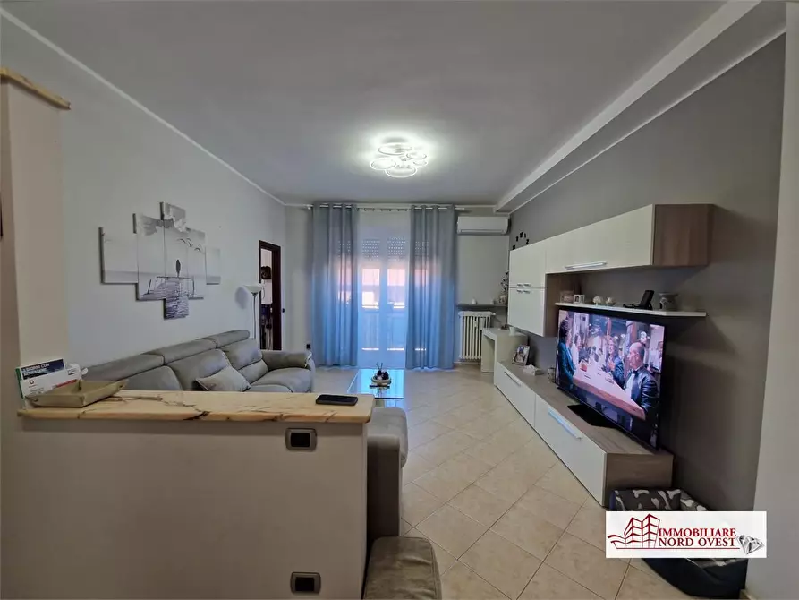 Immagine 3 di Appartamento in vendita  snc a Vanzago