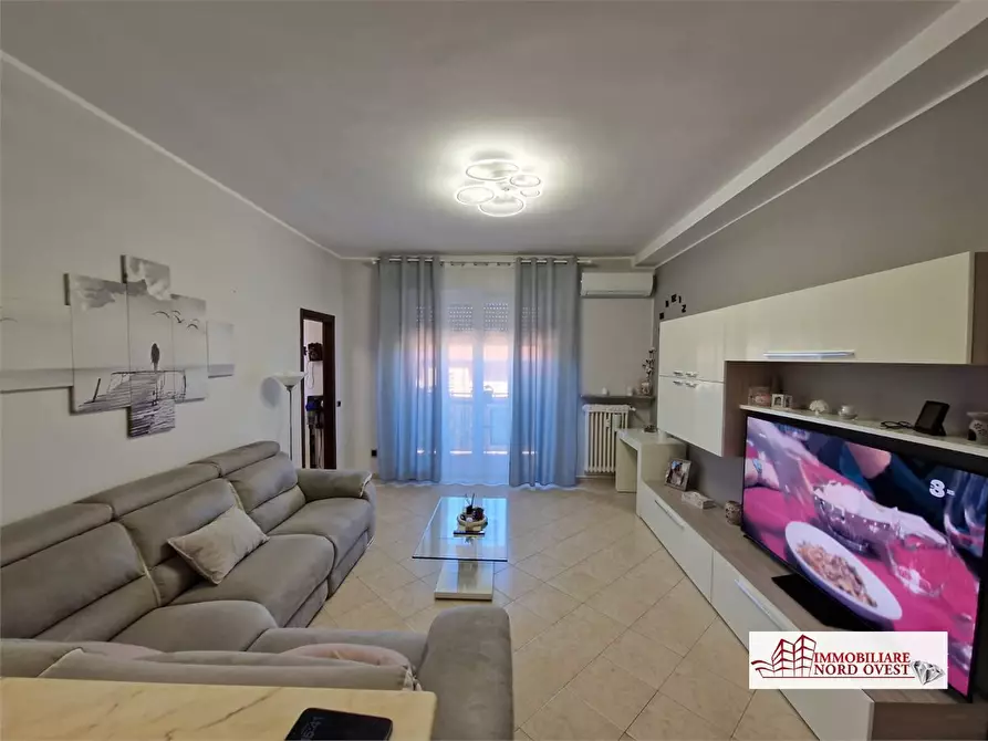Immagine 1 di Appartamento in vendita  snc a Vanzago
