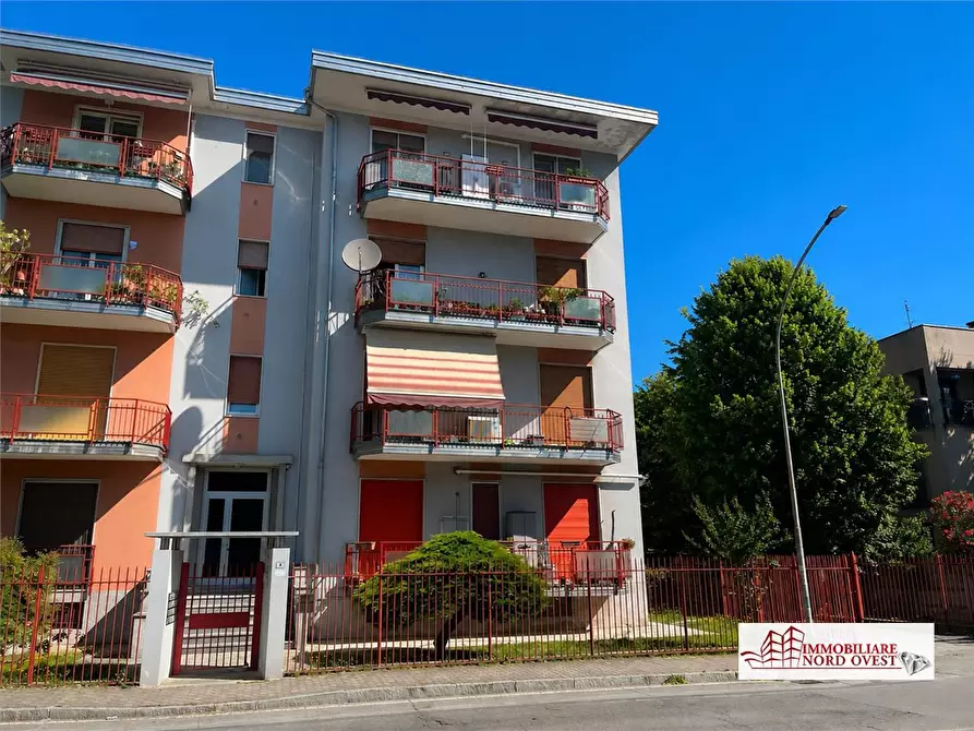 Immagine 1 di Appartamento in vendita  4 a Vittuone