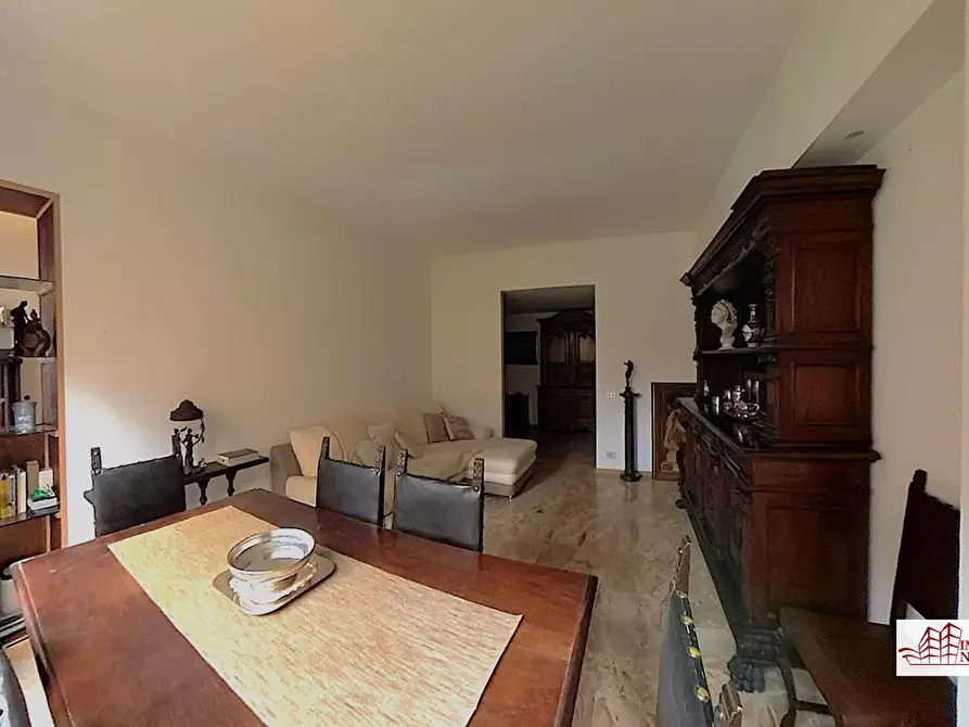 Immagine 4 di Appartamento in vendita  10 a Busto Arsizio