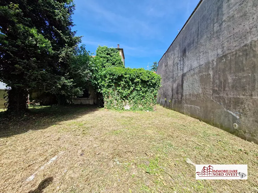 Immagine 3 di Terreno edificabile in vendita  snc a Legnano