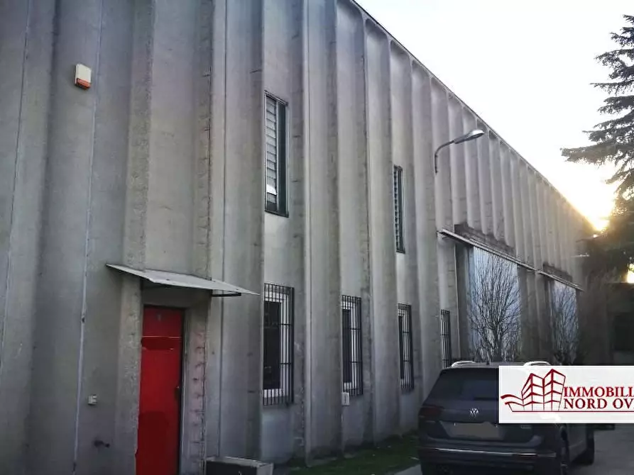 Immagine 1 di Capannone industriale in vendita  snc a Cornaredo